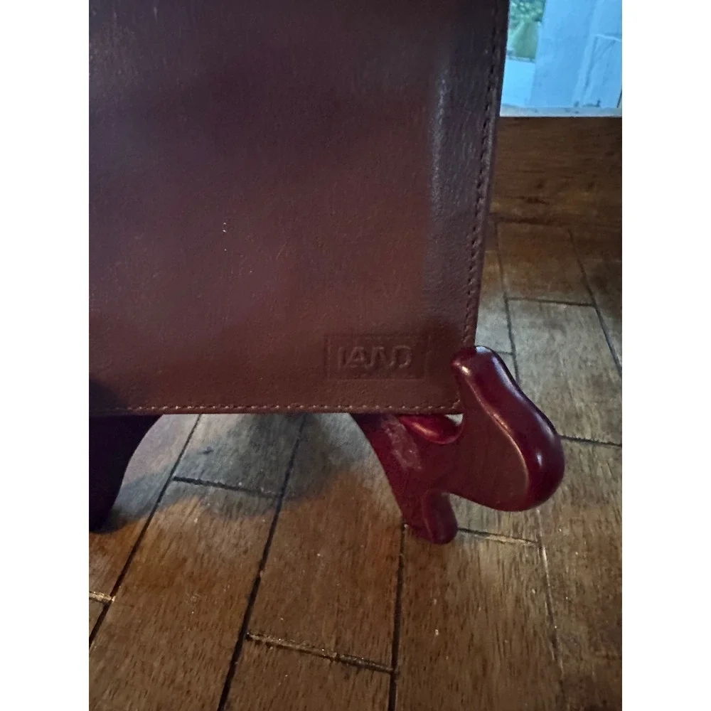 LAND‎ Leather Long  travel Bifold Wallet Brown ID Window Card Slots vintage GUC